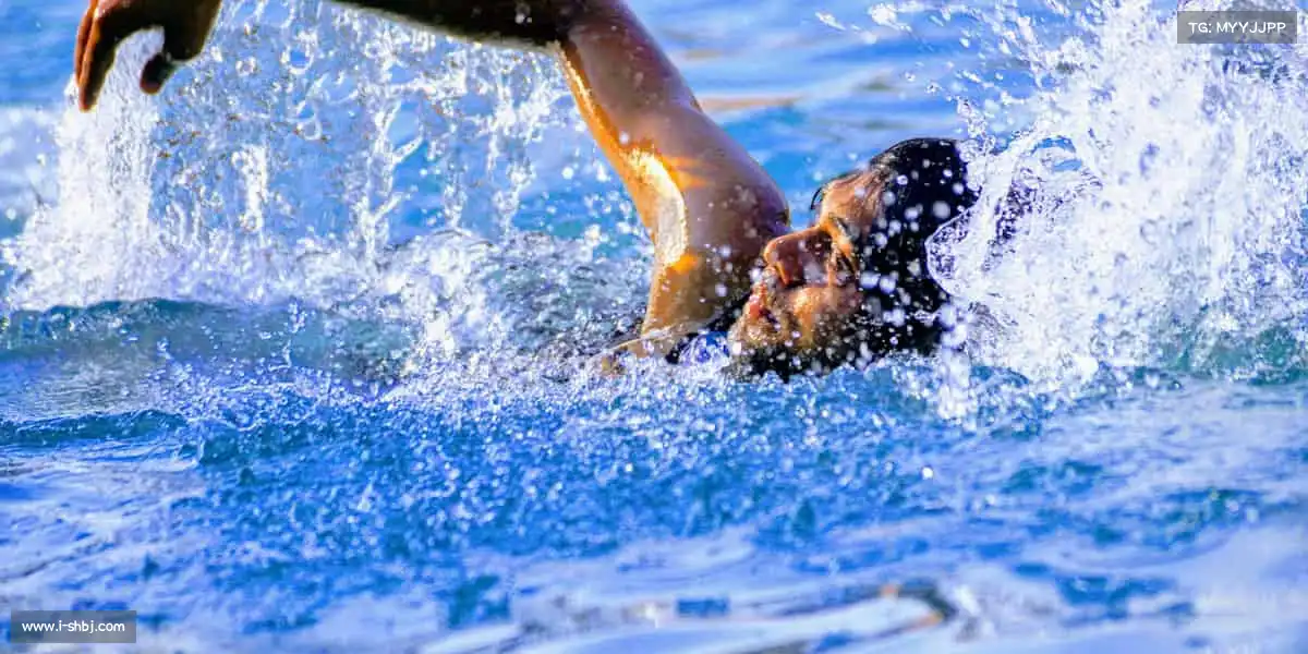 <strong>多宝电竞</strong>泳往直前，劈波斩浪，水中的速度与自由，等你征服🏊♂️